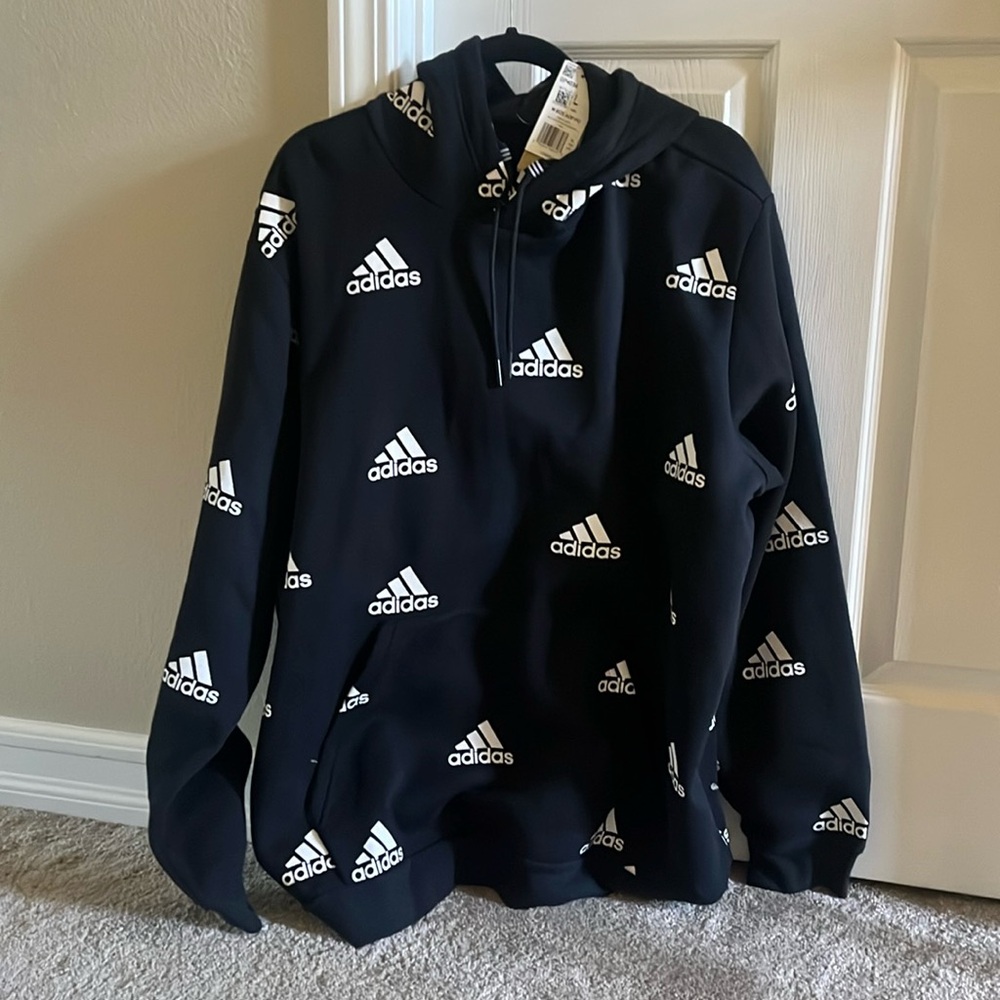 NWT Size XL Mens Addidas Sweatshirtrt